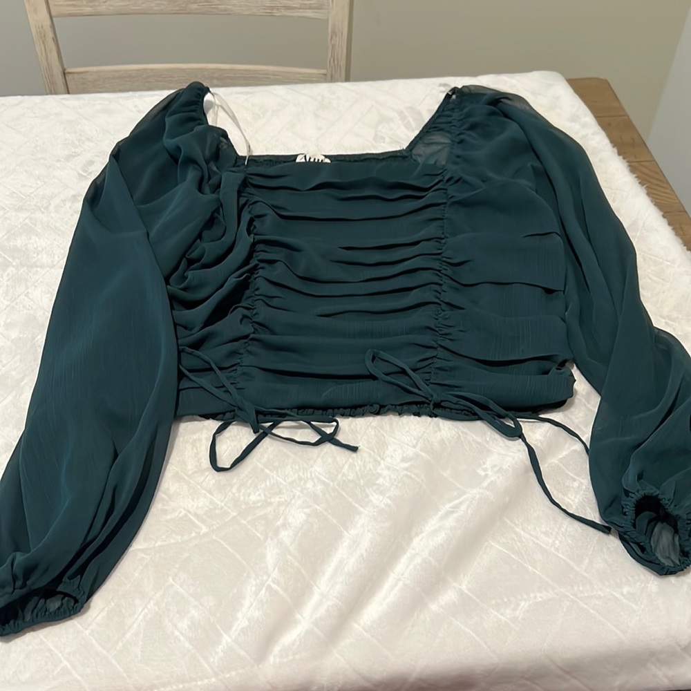 Arula shirt